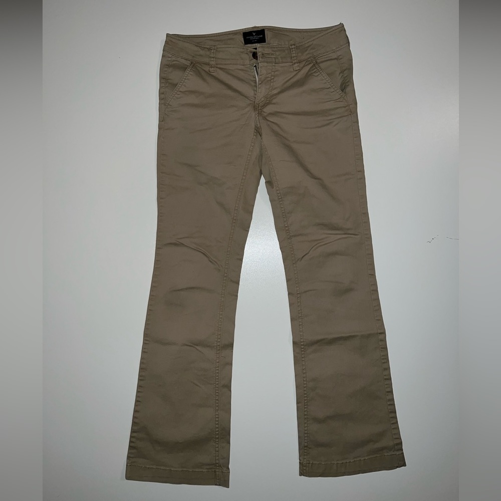 American Eagle Khaki 2 short Pant